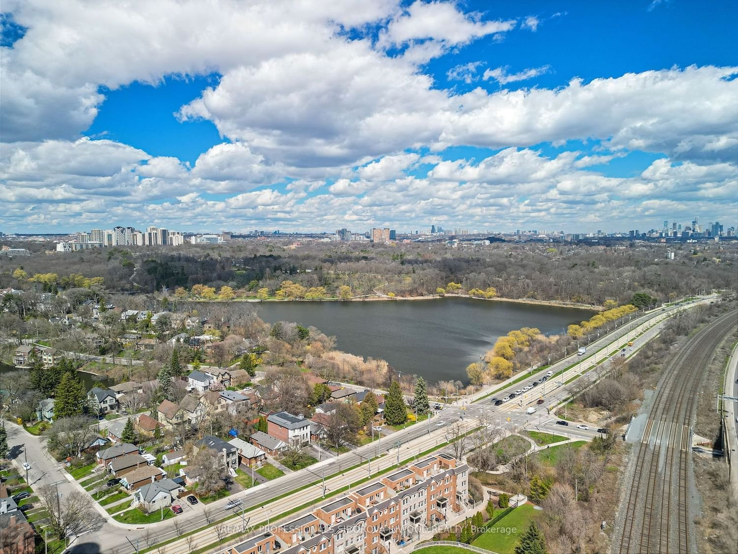 15 Windermere Ave, unit 1108 for sale - image #22