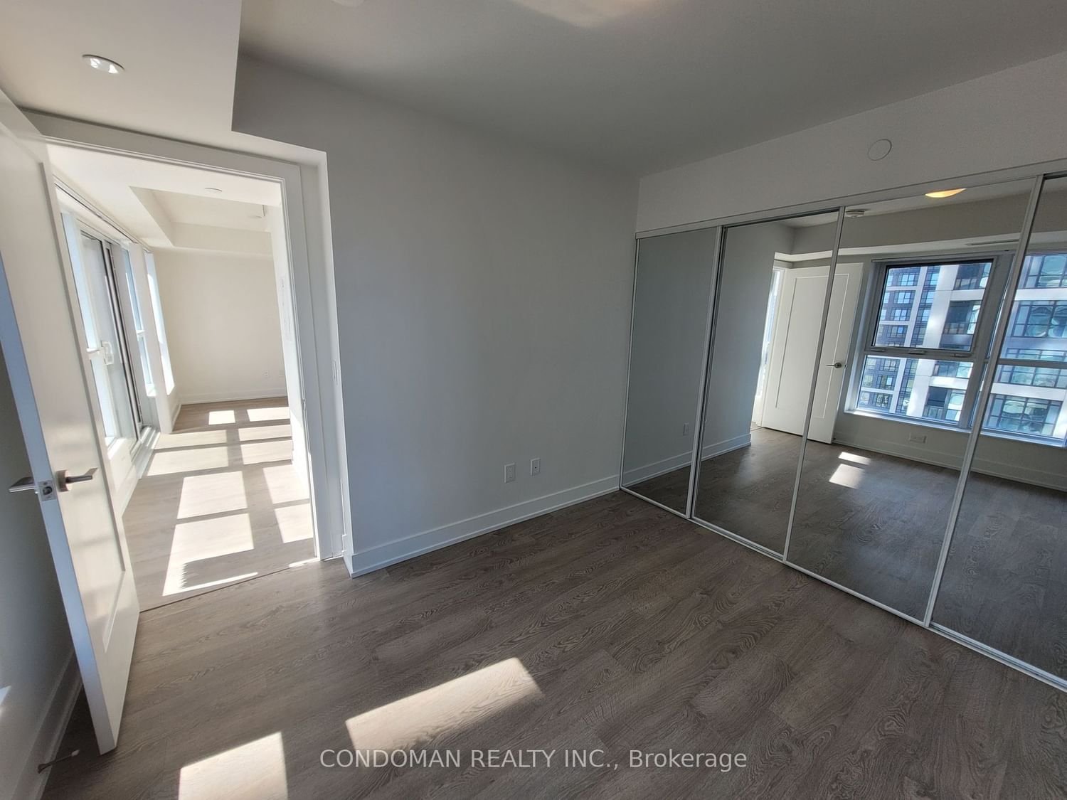 5 Mabelle Ave, unit 1331 for sale - image #7