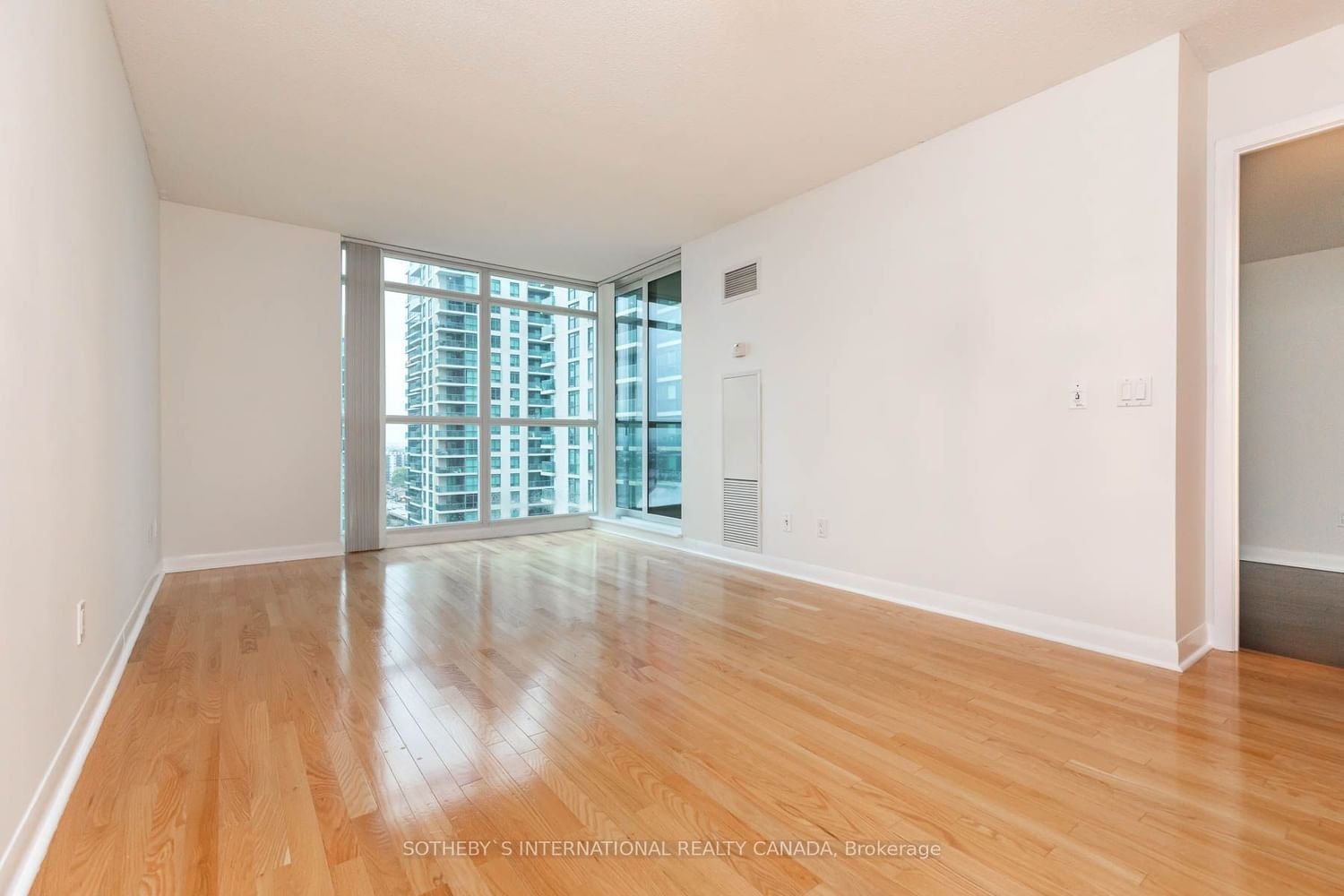 235 Sherway Gardens Rd, unit 1802 for rent - image #4