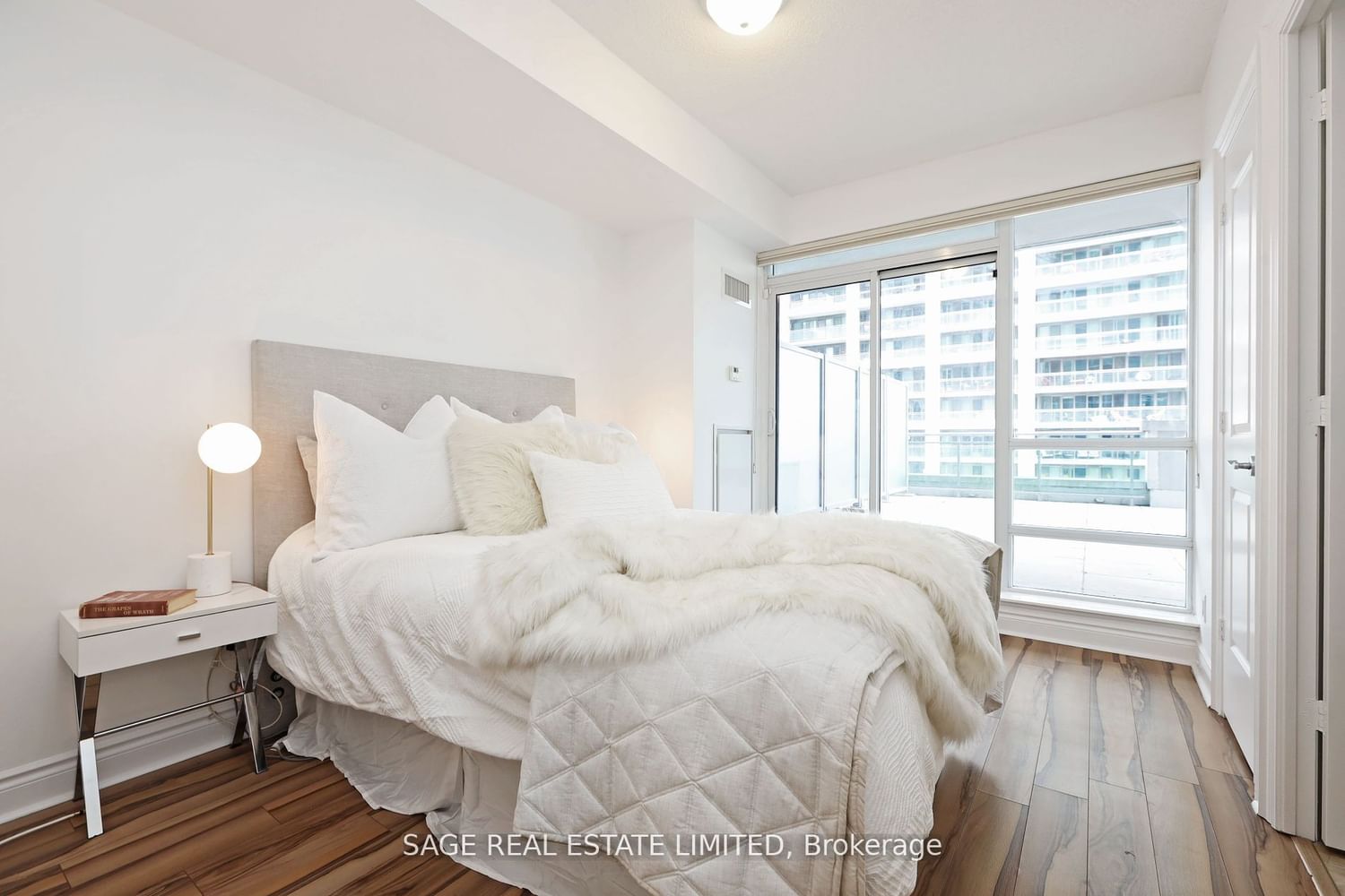 16 Brookers Lane, unit 409 for sale - image #14