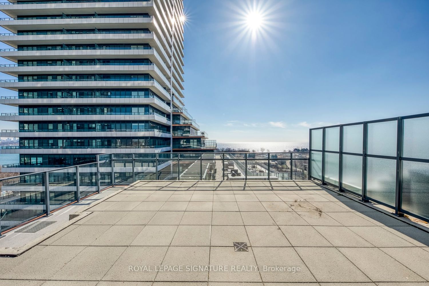 30 Shore Breeze Dr, unit 819 for sale - image #23