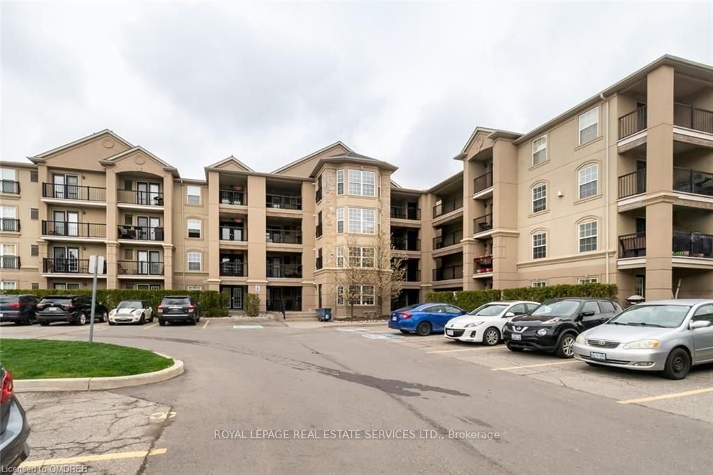1483 Maple Ave, unit 409 for rent - image #2