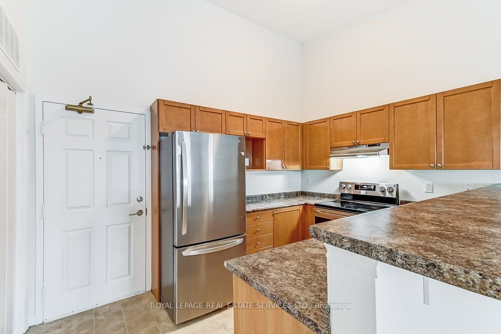 1483 Maple Ave, unit 409 for rent - image #7