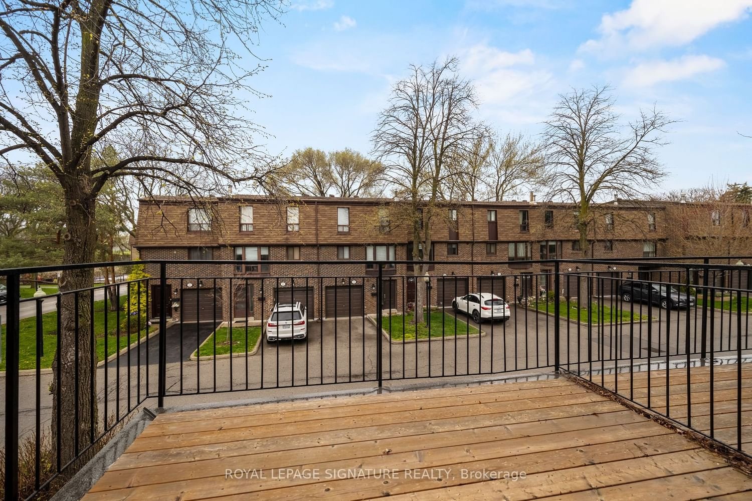 3395 Cliff Rd N, unit 121 for sale - image #21