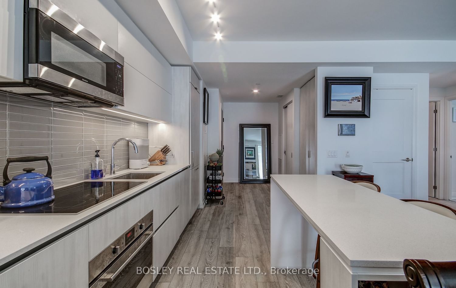 21 Park St E, unit 303 for rent - image #6