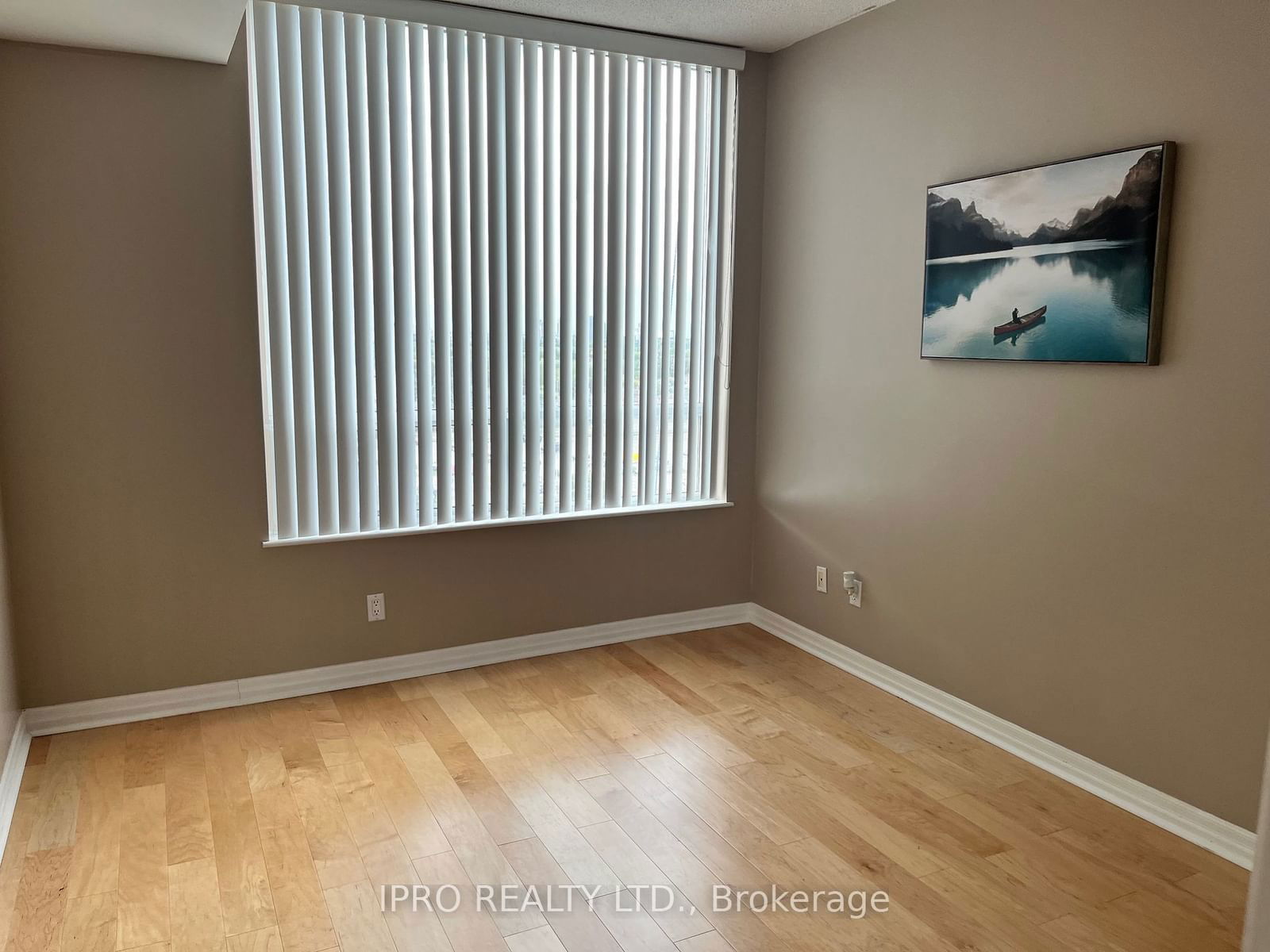 1359 Rathburn Rd, unit 1004 for sale - image #16