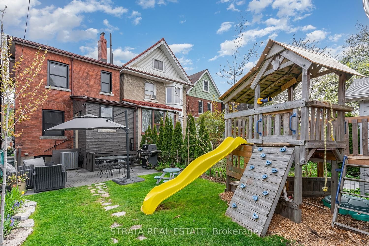 86 Geoffrey St for sale  - image #34