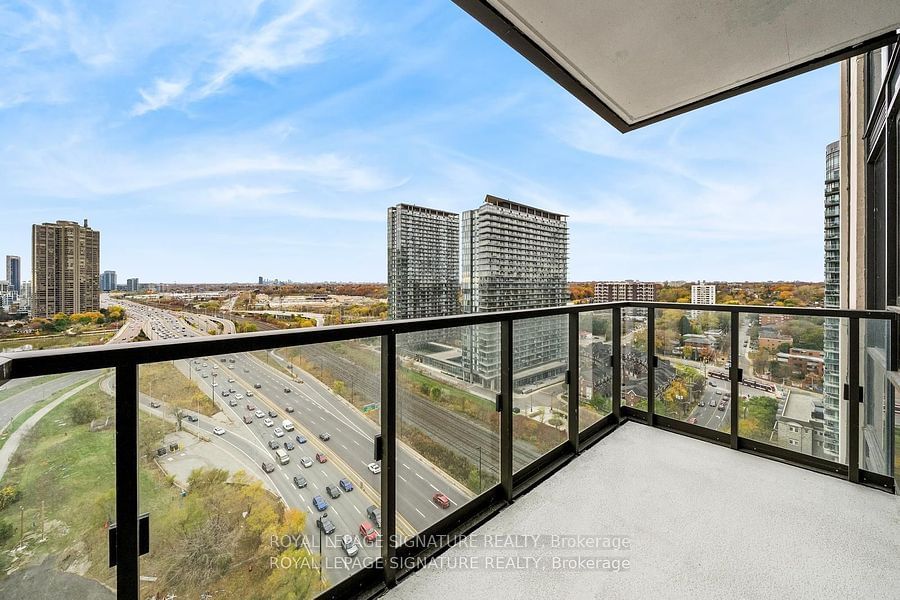 1928 Lake Shore Blvd W, unit 2115 for sale