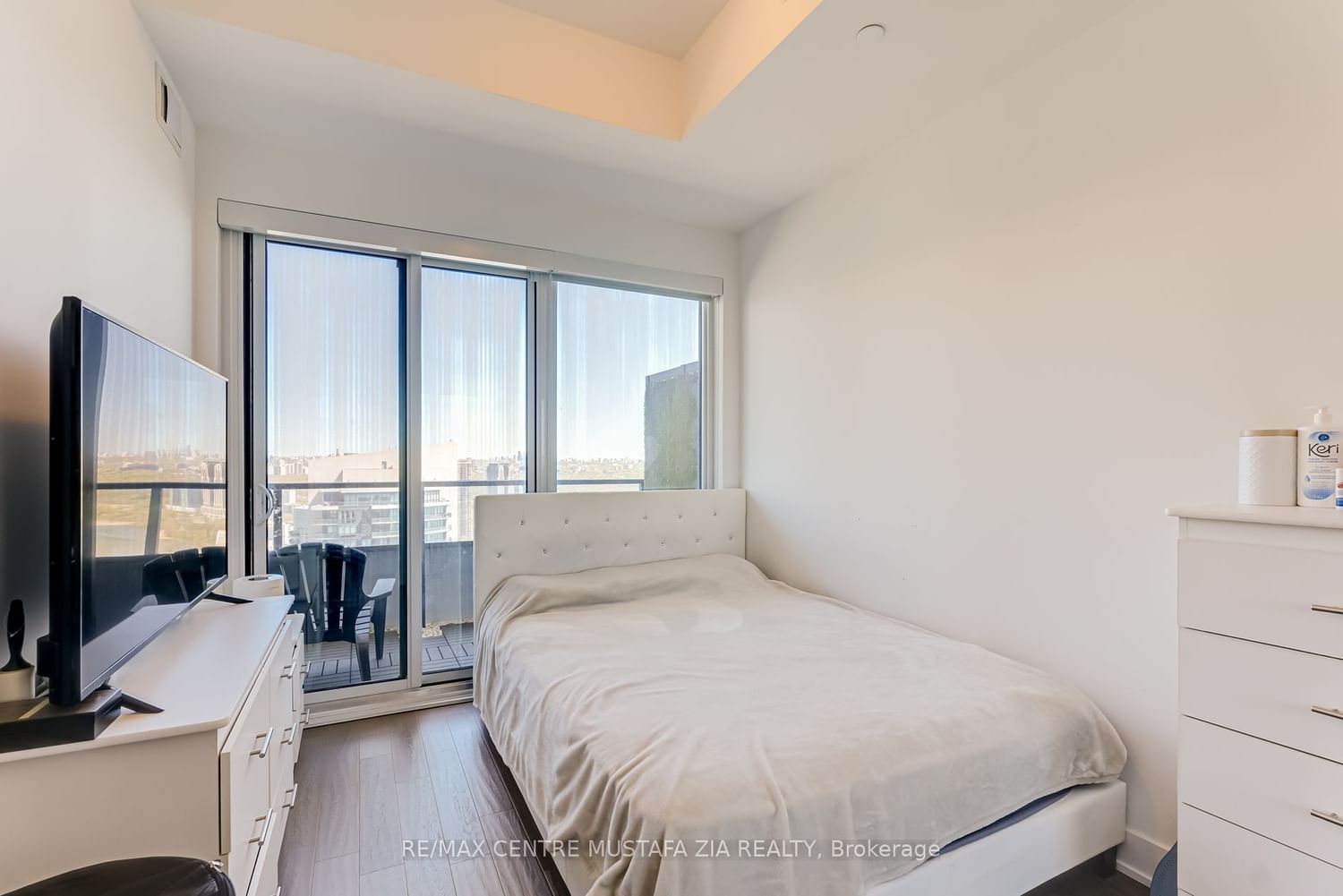 20 Shore Breeze Dr, unit 4106 for sale - image #16