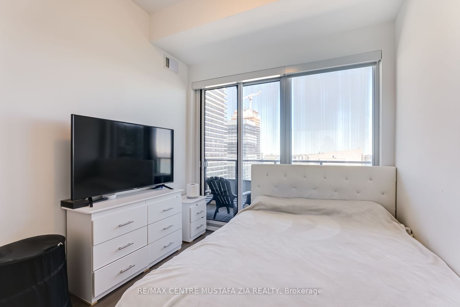 20 Shore Breeze Dr, unit 4106 for sale - image #18