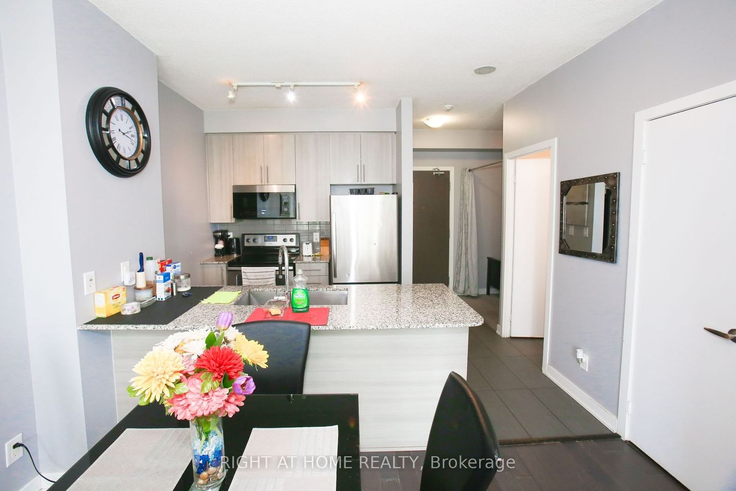 4099 Brickstone Mews W, unit 805 for sale - image #7