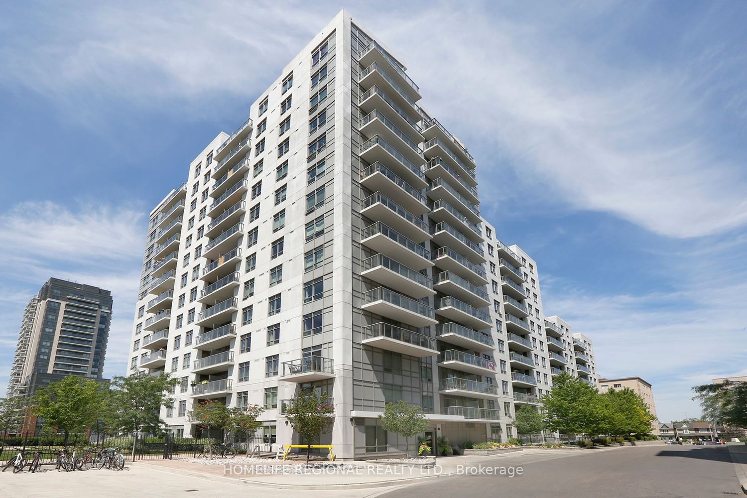 816 Lansdowne Ave, unit 1015 for sale - image #1