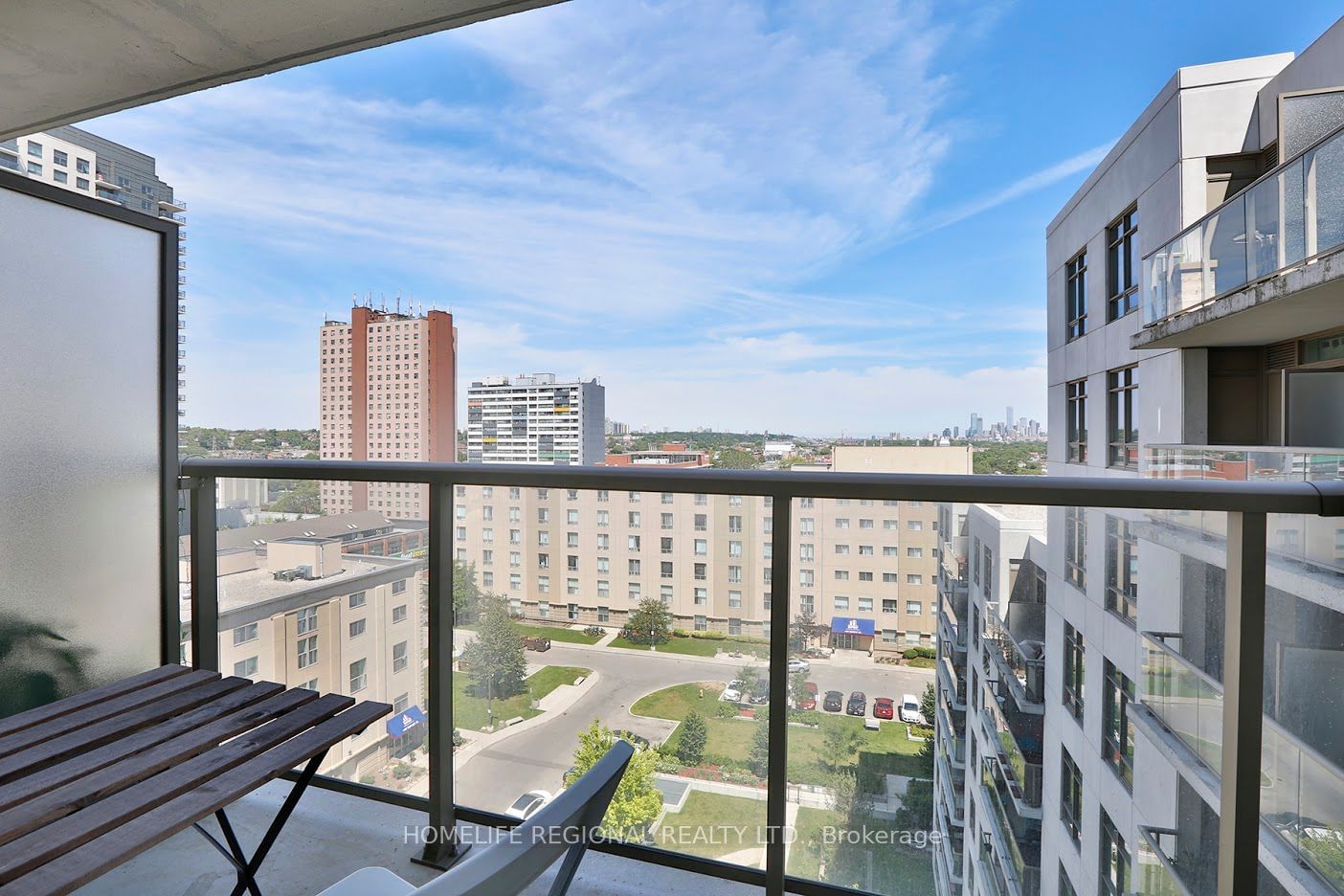 816 Lansdowne Ave, unit 1015 for sale - image #17