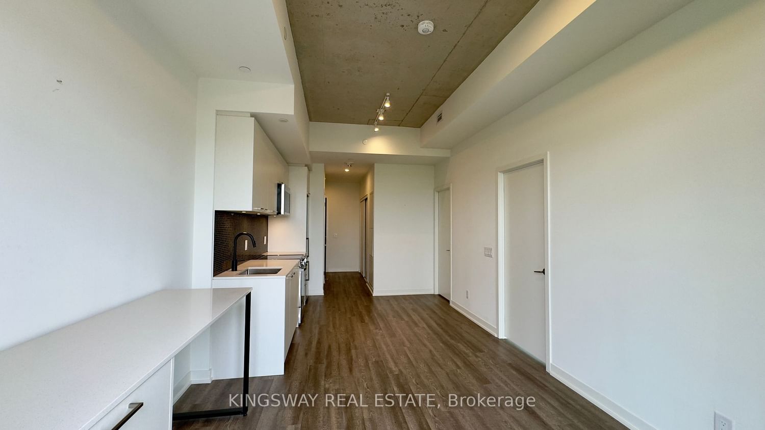 1808 St. Clair Ave W, unit 801 for rent