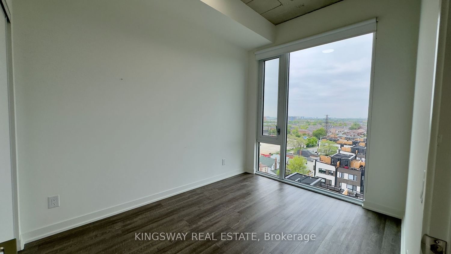 1808 St. Clair Ave W, unit 801 for rent