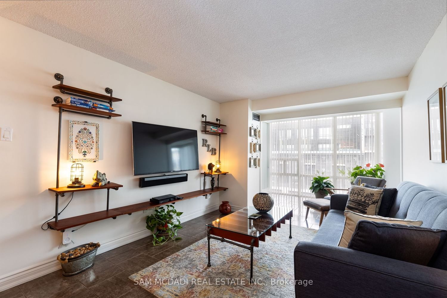 330 Rathburn Rd W, unit 607 for sale - image #10