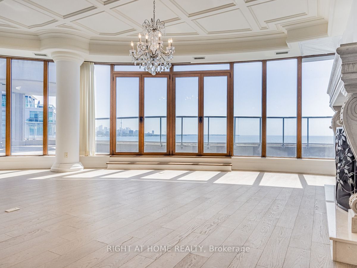 2095 Lake Shore Blvd W, unit Lph19 for sale - image #11