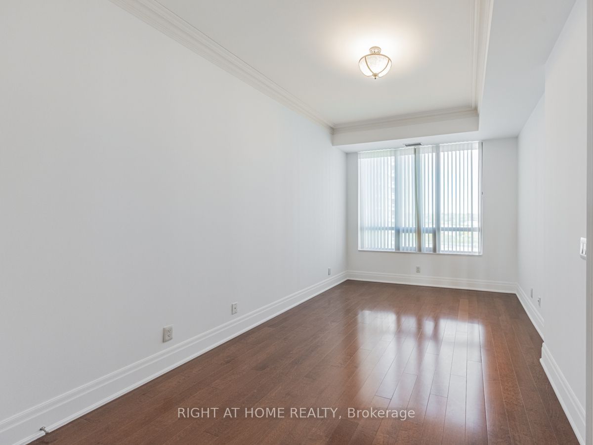 2095 Lake Shore Blvd W, unit Lph19 for sale - image #28