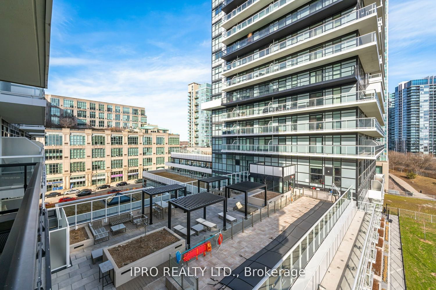 251 Manitoba St, unit 615 for rent - image #39