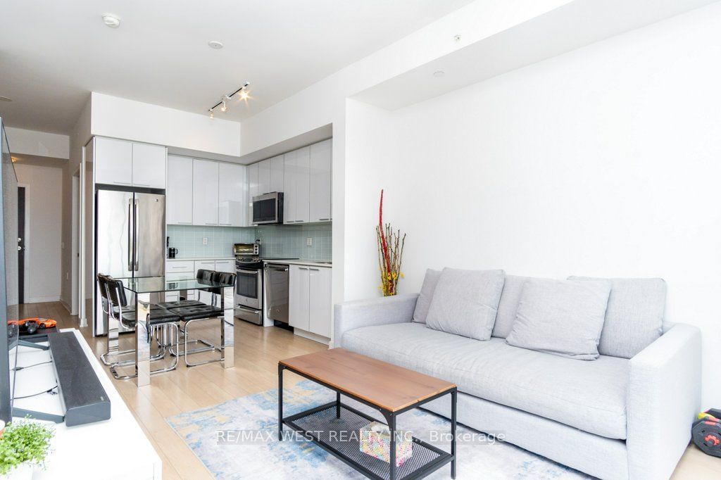 10 Park Lawn Rd, unit 2508 for sale - image #1