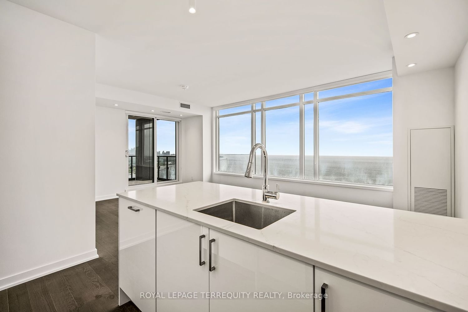 1928 Lake Shore Blvd W, unit 3906w for sale