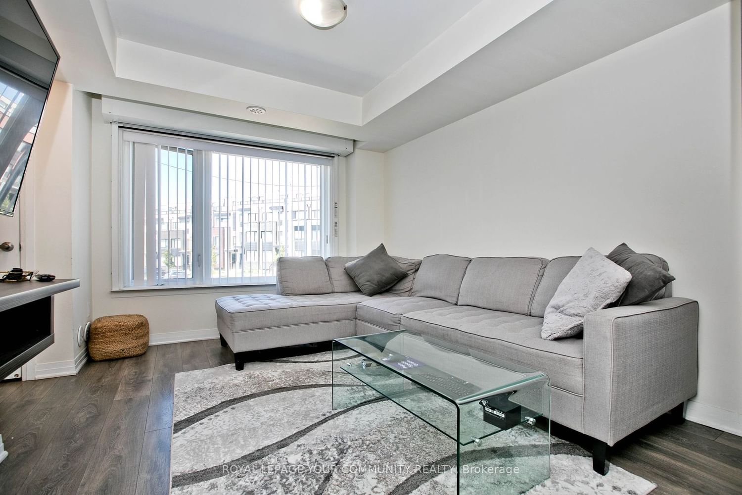 179 William Duncan Rd, unit 2 for sale - image #3