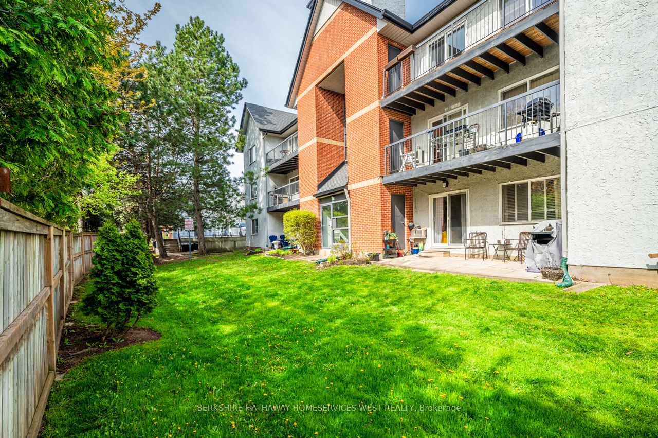 1450 Glen Abbey Gate, unit 1013 for sale - image #34