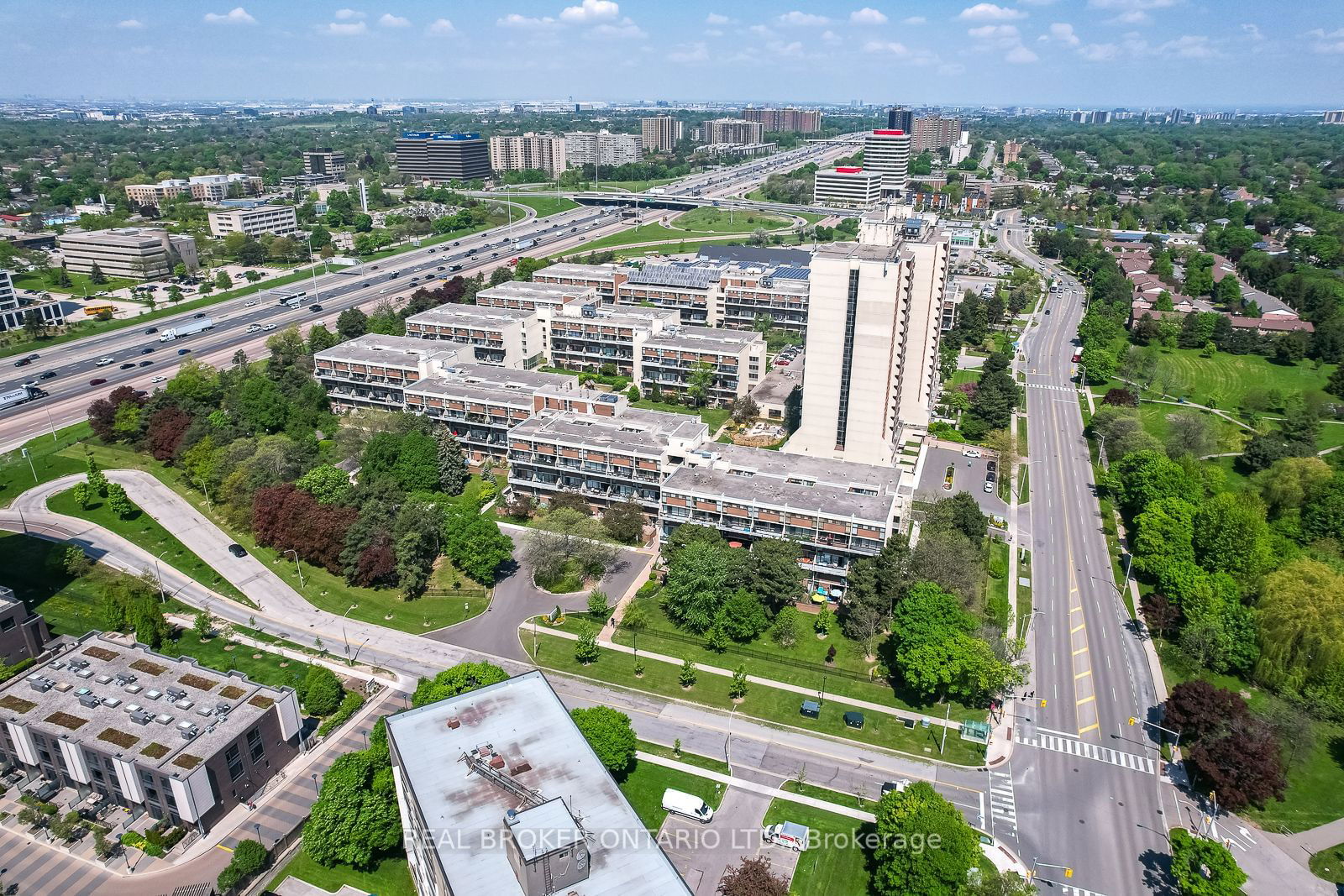 Queenscourt Condos, Etobicoke, Toronto