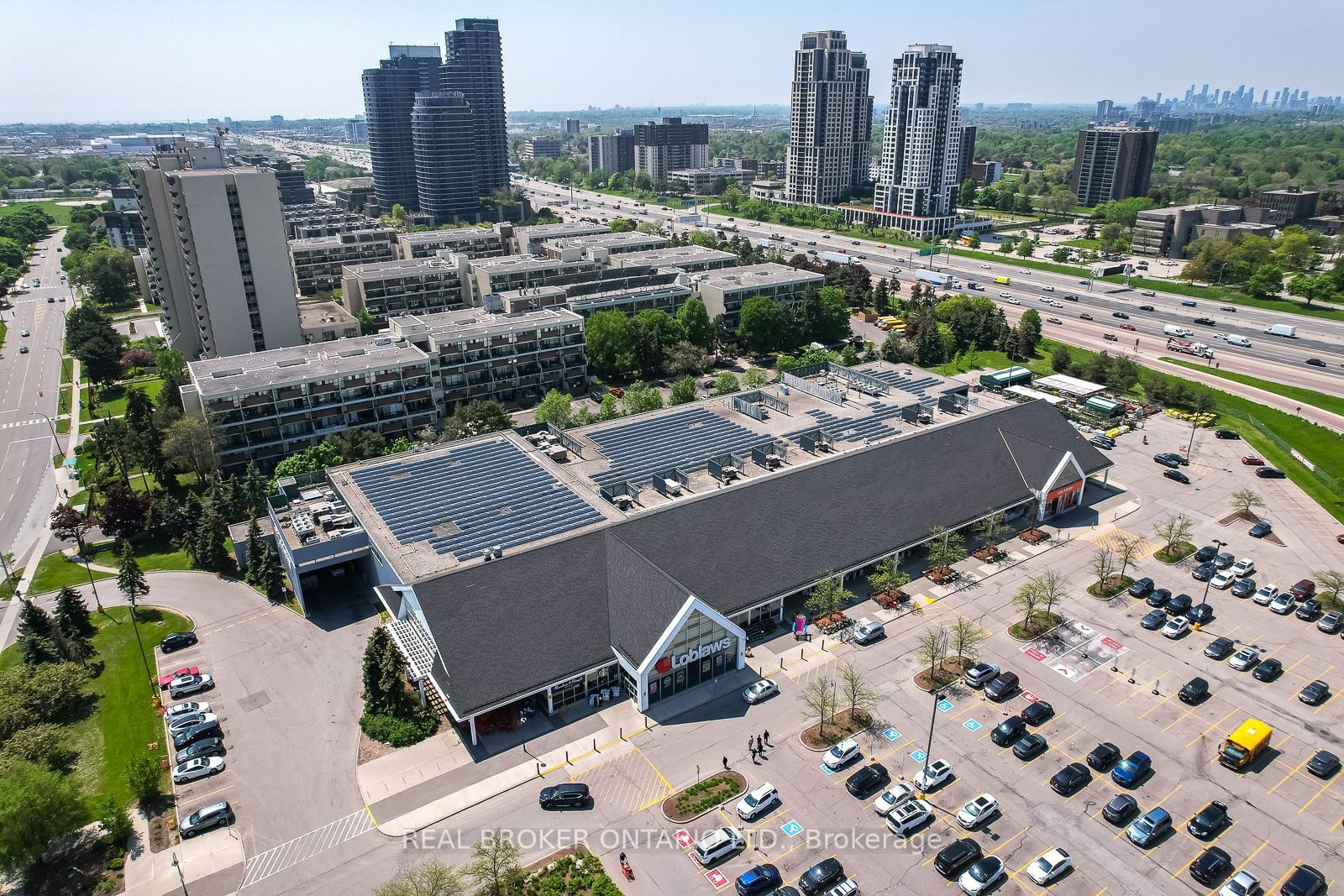 Queenscourt Condos, Etobicoke, Toronto