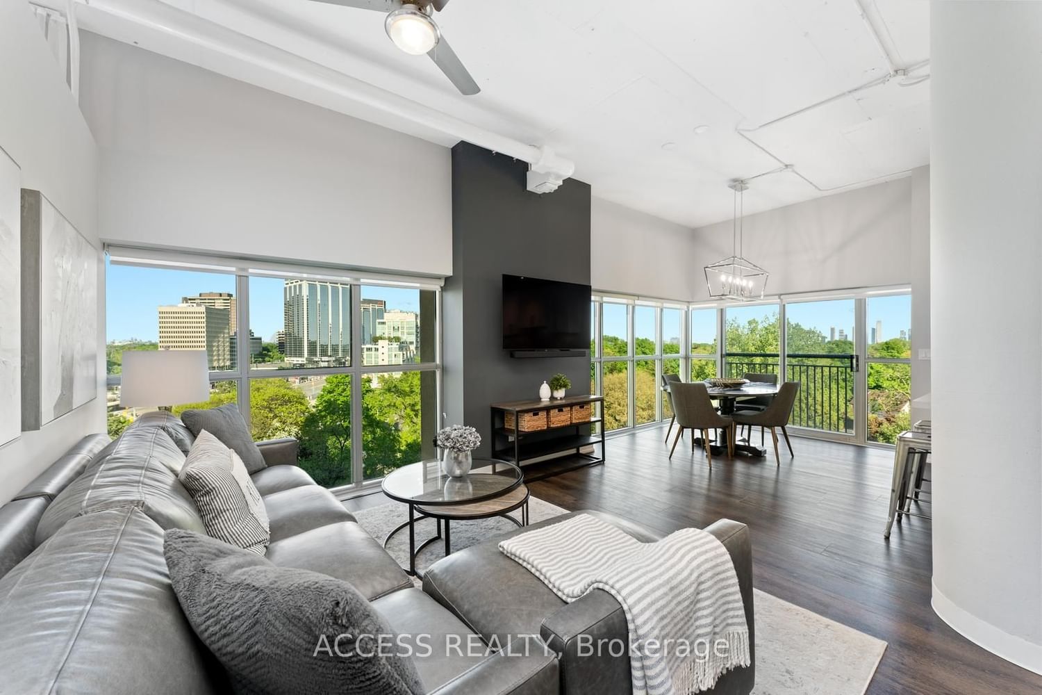 2 Fieldway Rd, unit 606 for sale - image #8