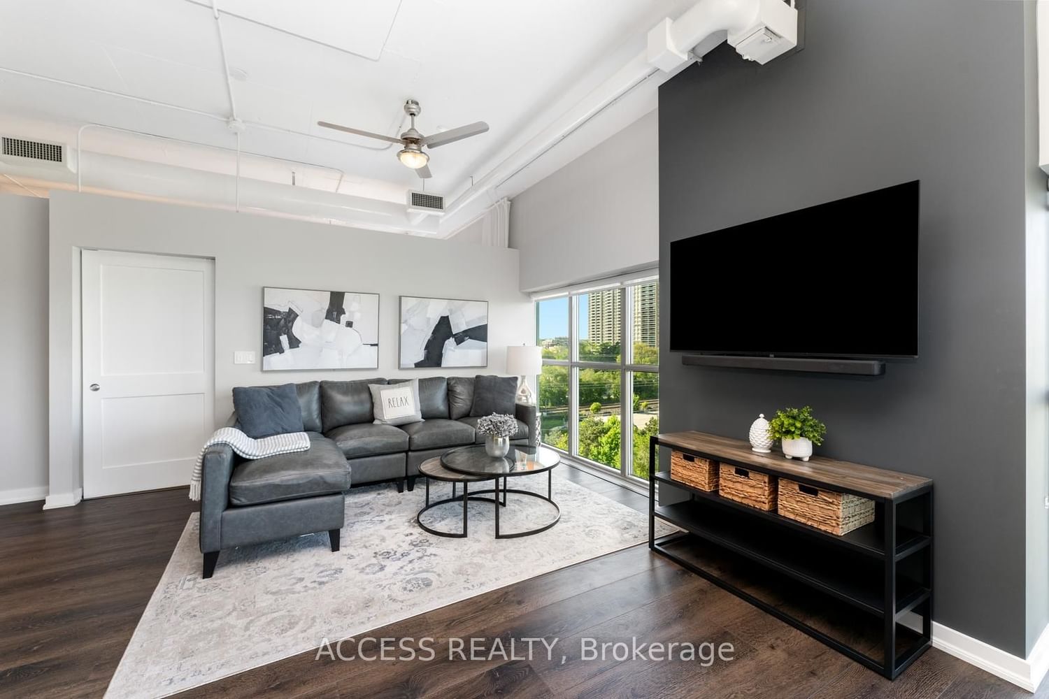 2 Fieldway Rd, unit 606 for sale - image #9