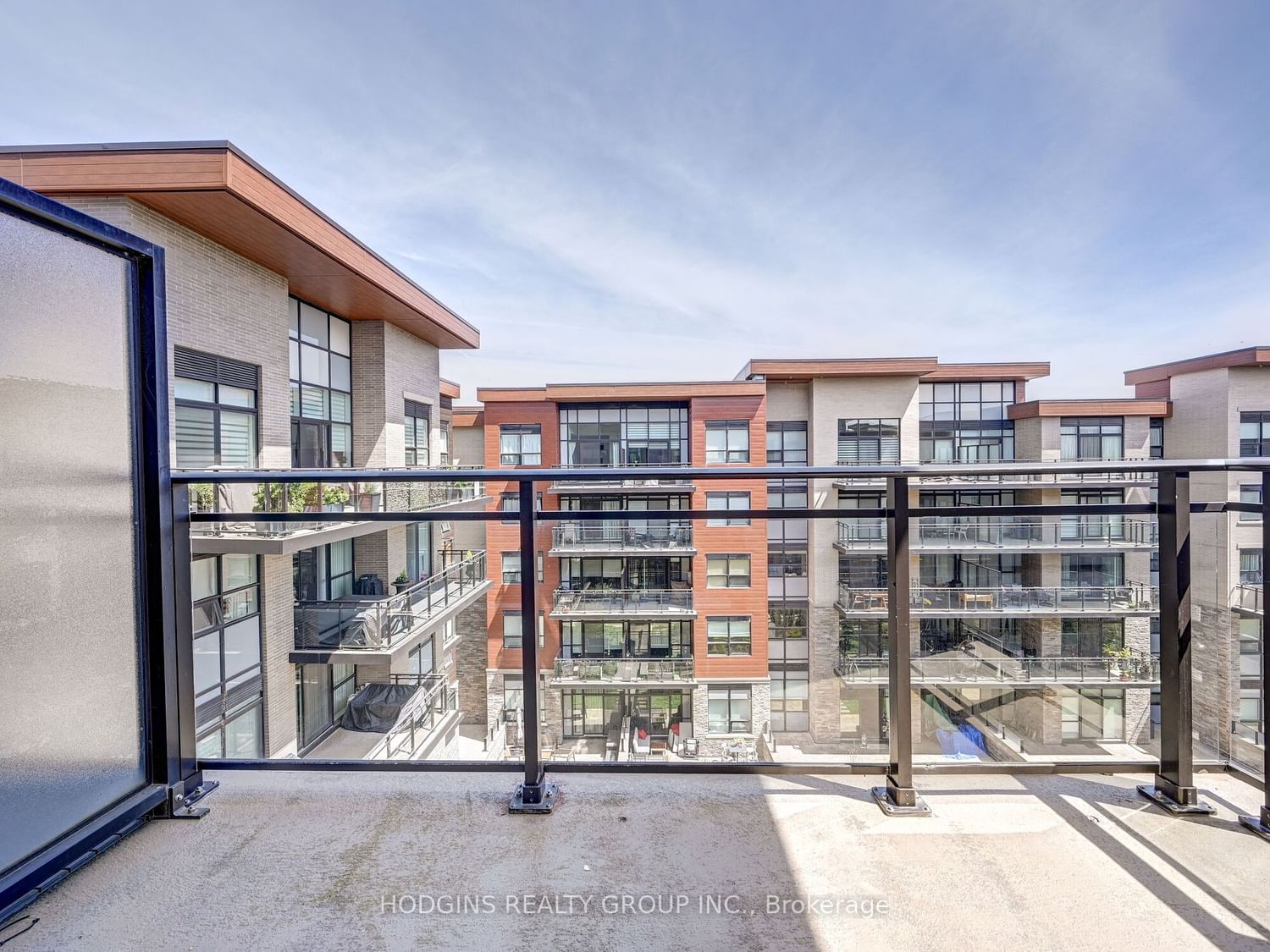 1575 Lakeshore Rd W, unit 442 for sale