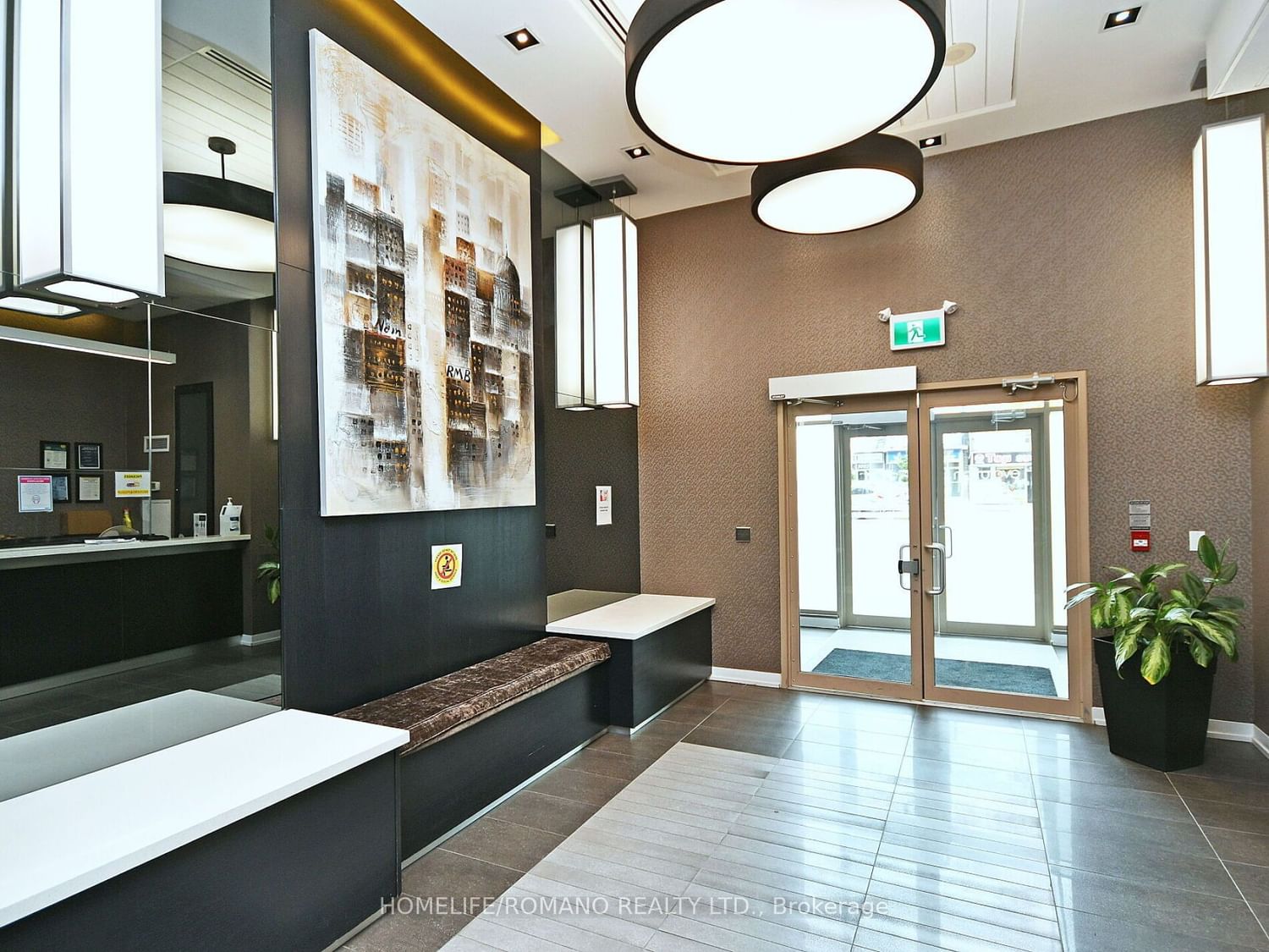 5101 Dundas St W, unit 805 for sale - image #3