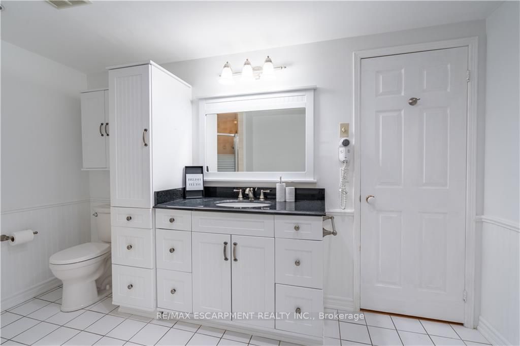 415 Locust St, unit 303 for sale - image #23