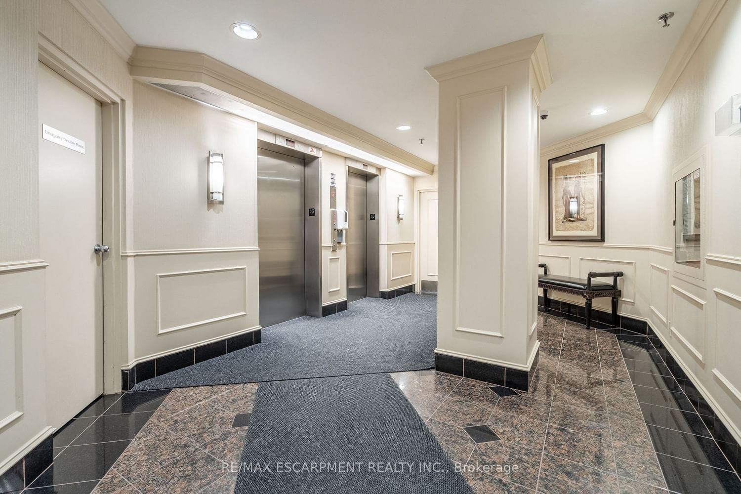 415 Locust St, unit 303 for sale - image #7