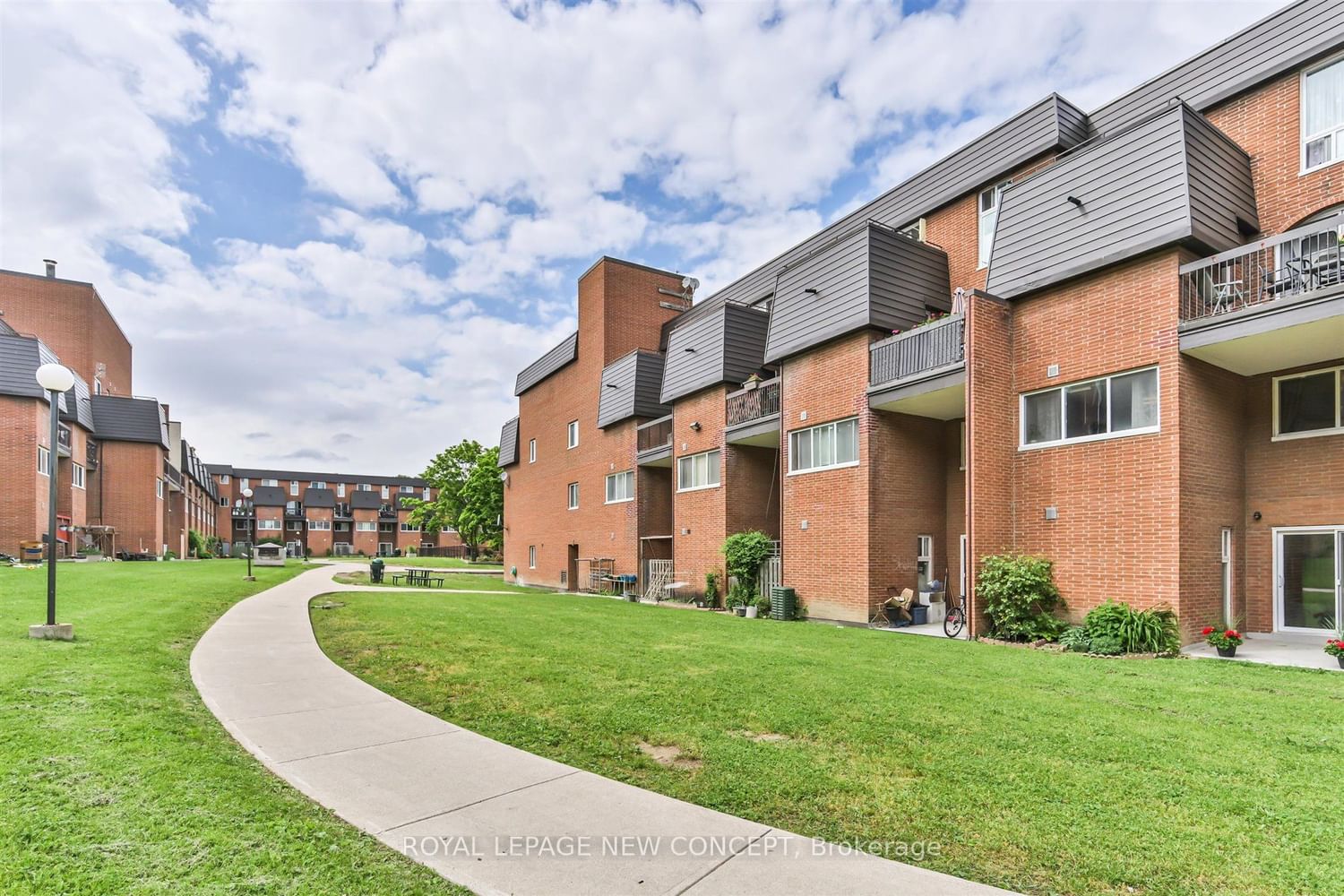 1455 Williamsport Dr, unit 112 for sale - image #32