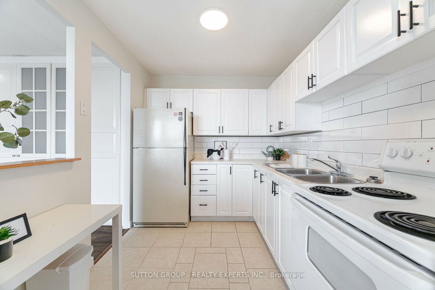 1100 Caven St, unit PH-2 for sale - image #16