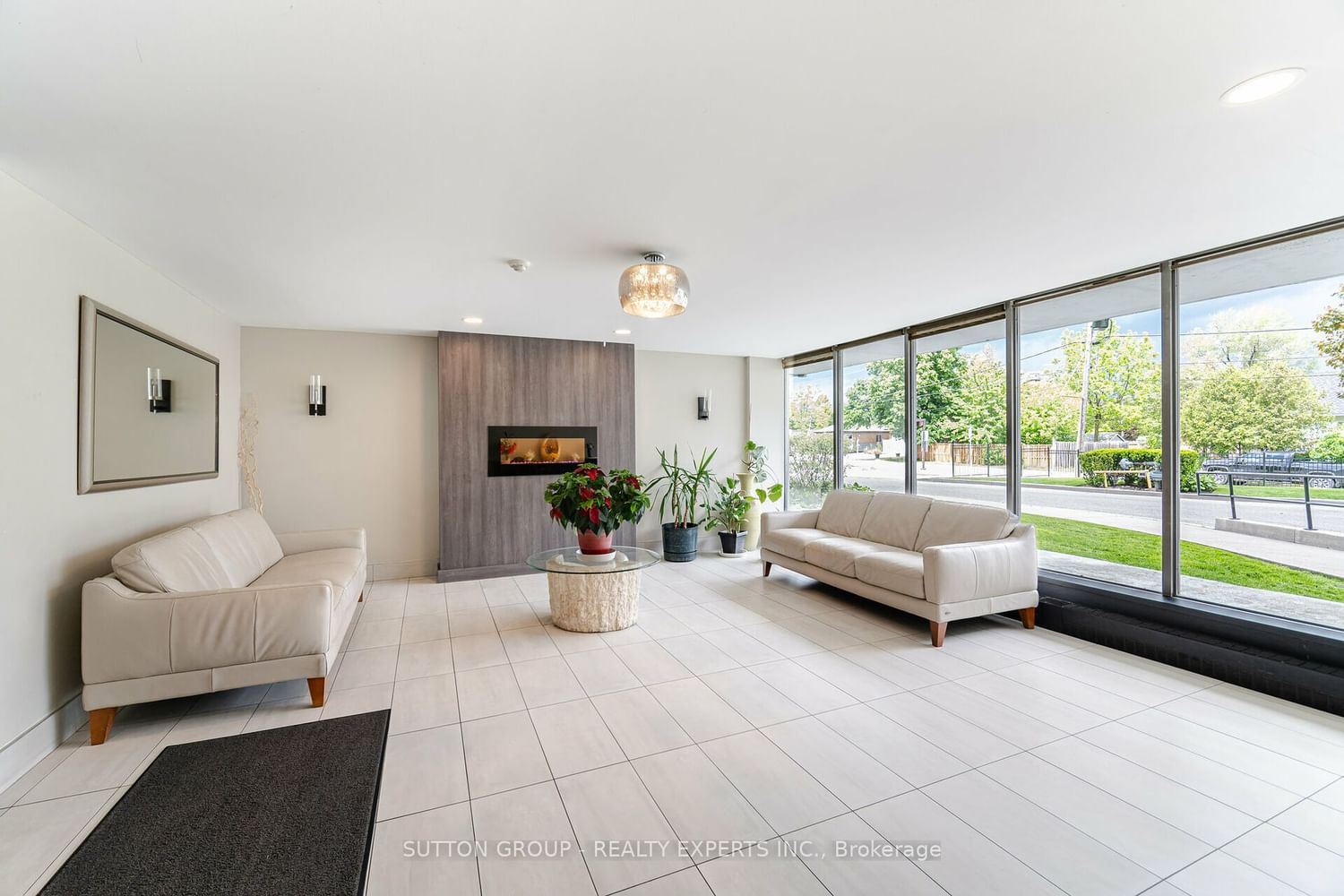 1100 Caven St, unit PH-2 for sale - image #4