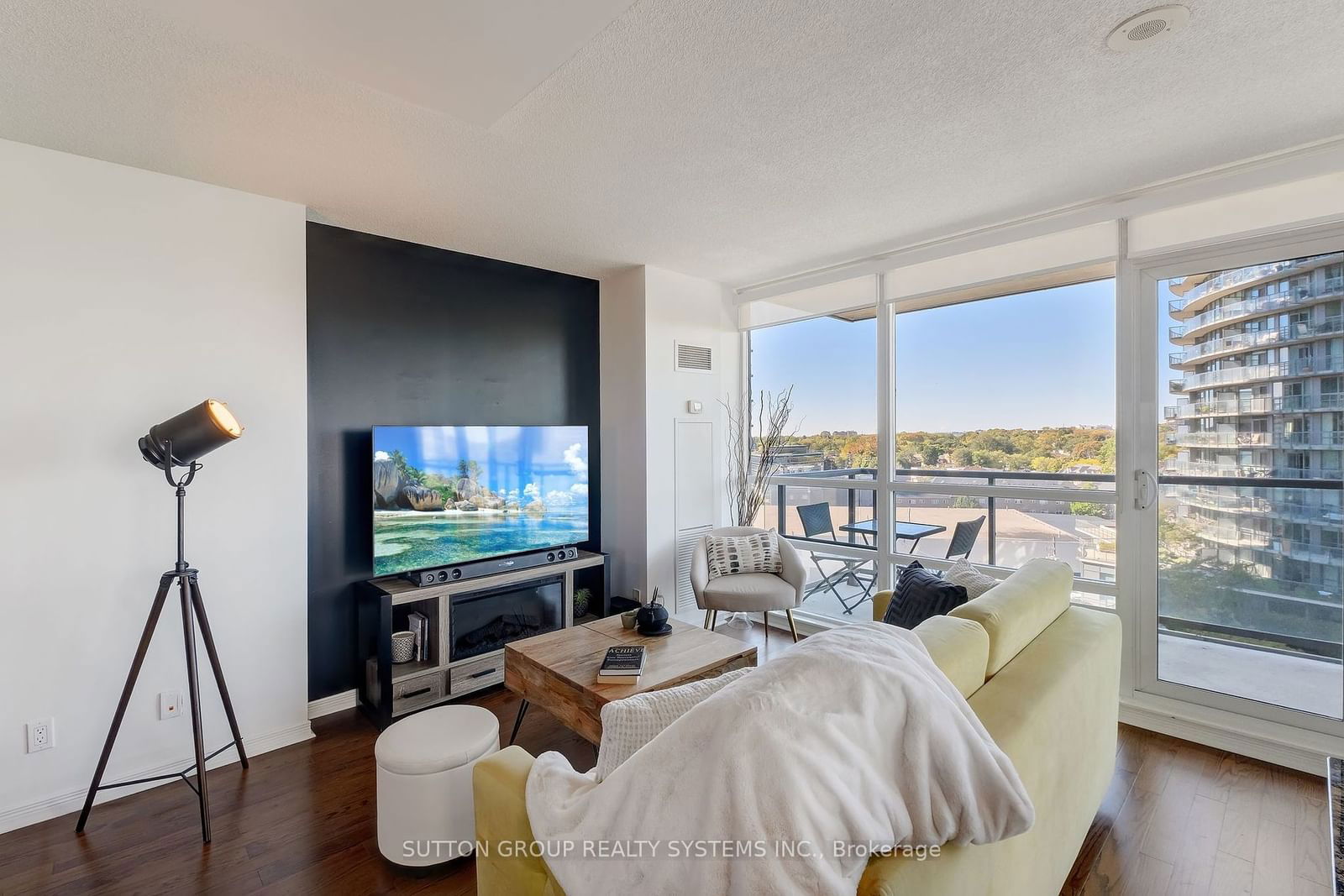 2230 Lake Shore Blvd W, unit 804 for sale - image #6