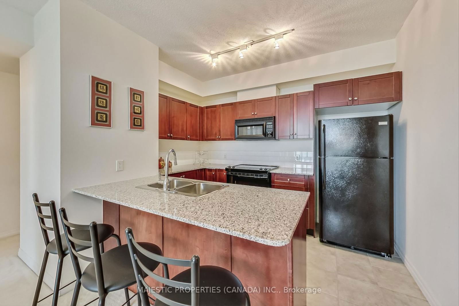 1359 Rathburn Rd E, unit 1214 for sale - image #4