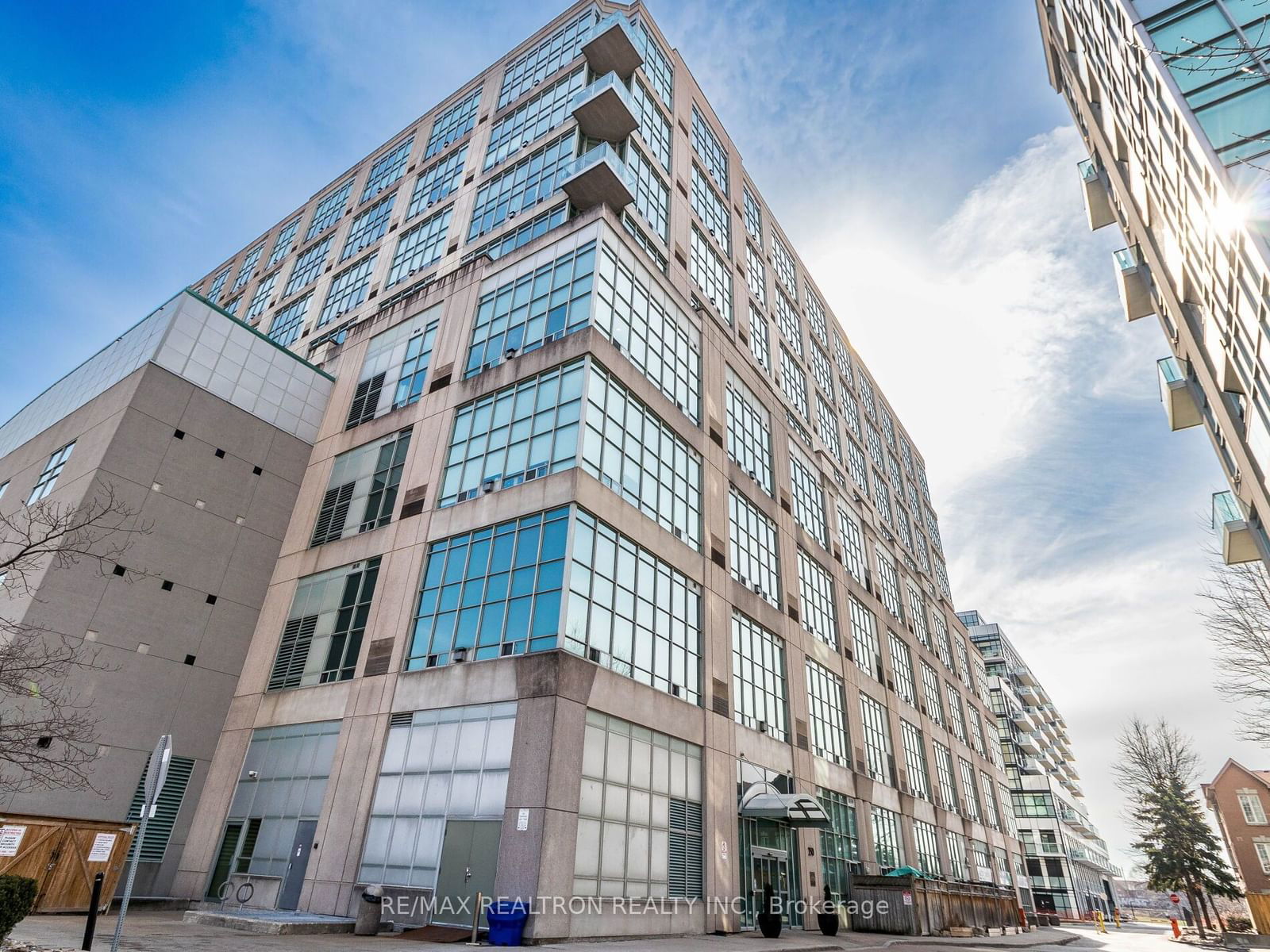 250 Manitoba St, unit 509 for sale - image #40