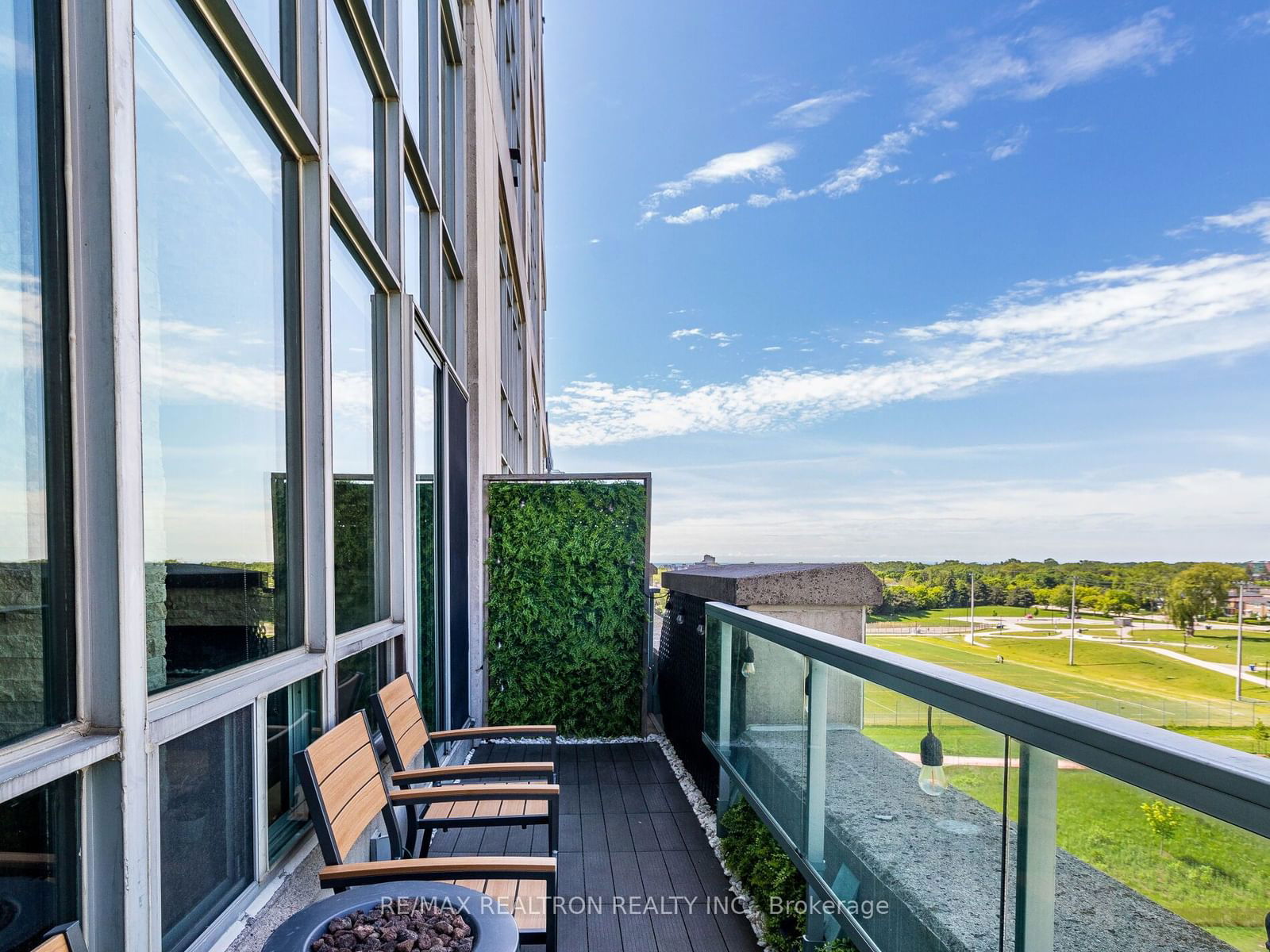 250 Manitoba St, unit 509 for sale - image #9