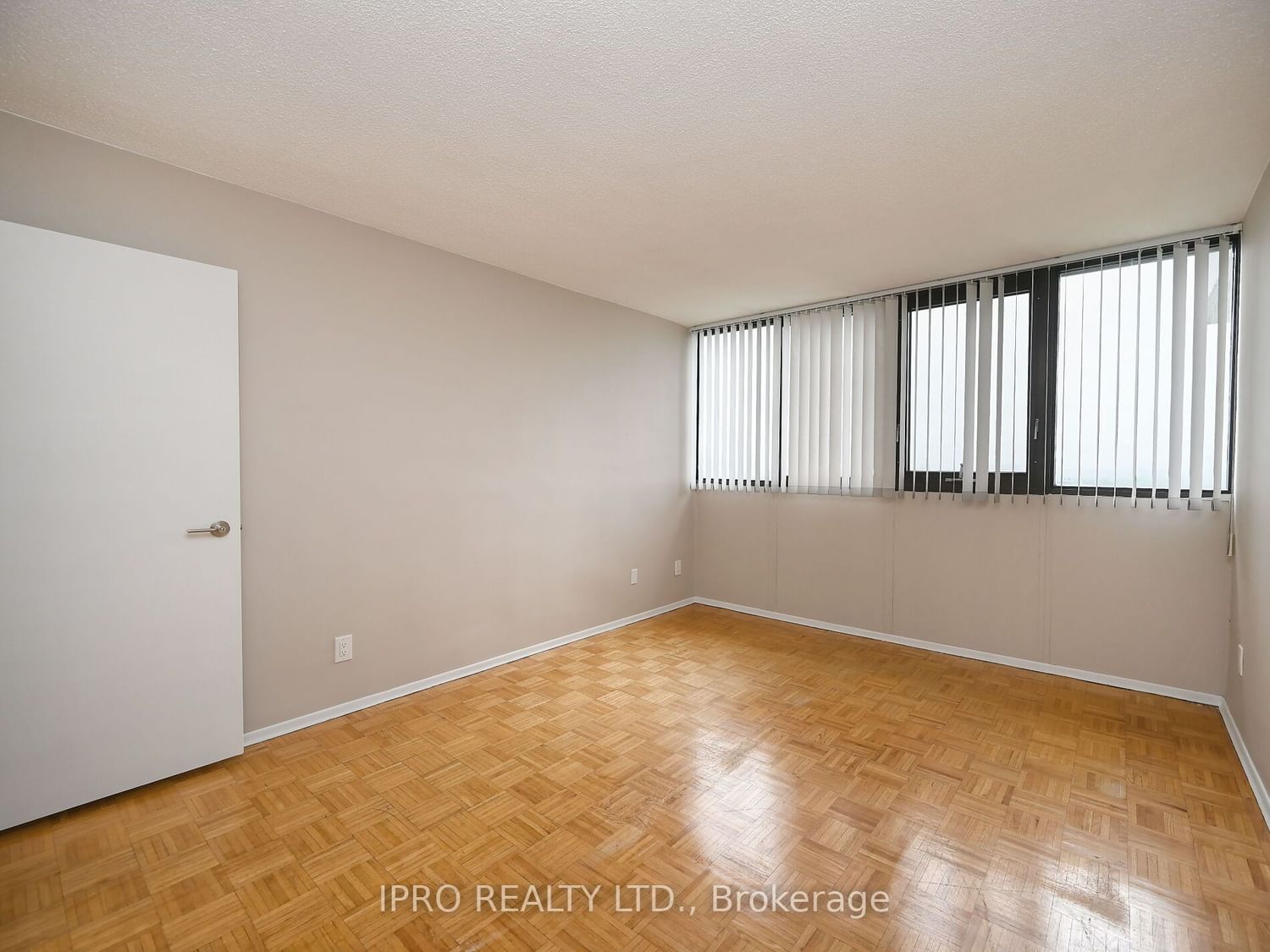 1333 Bloor St, unit 2405 for sale