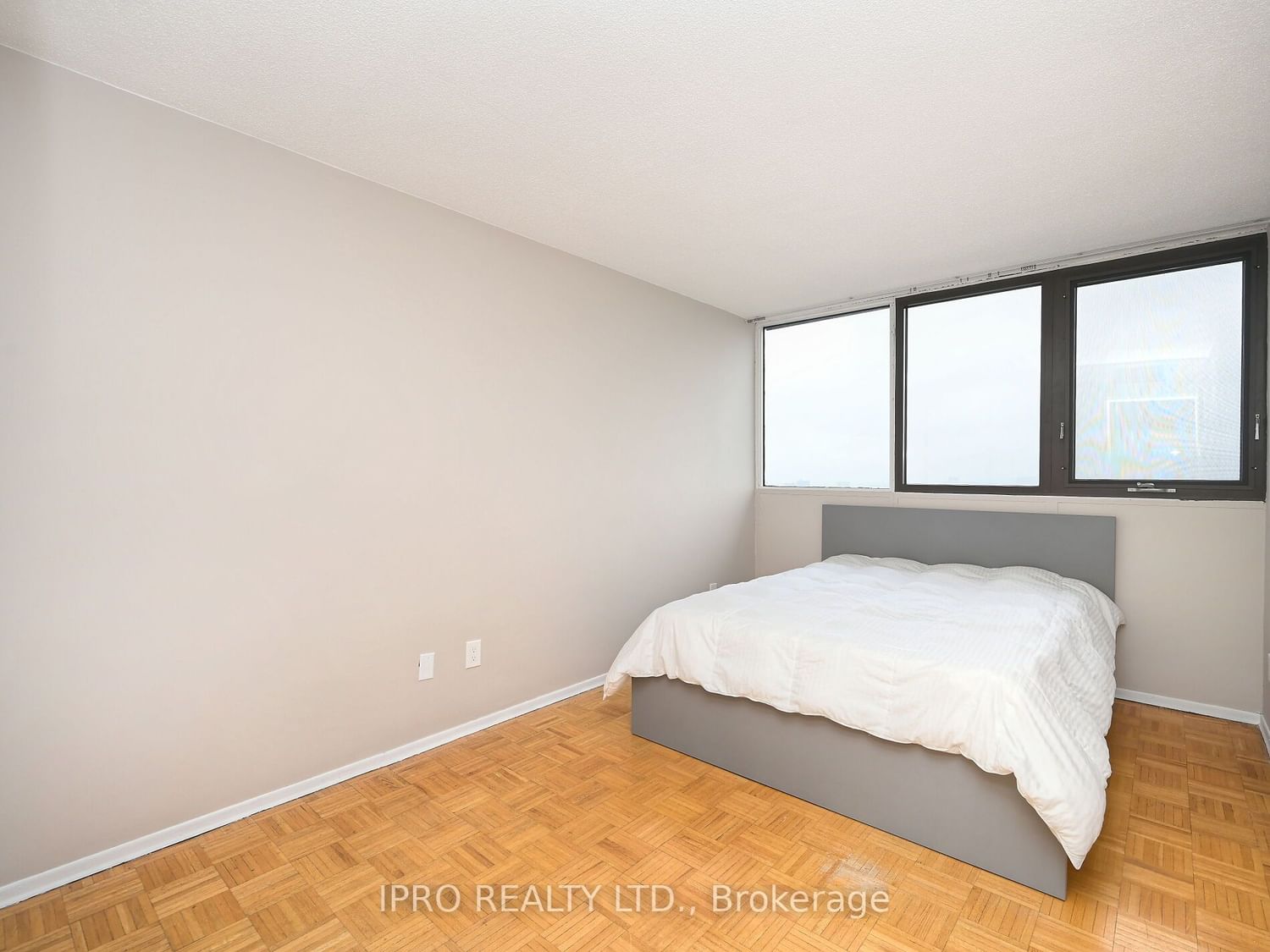 1333 Bloor St, unit 2405 for sale - image #13