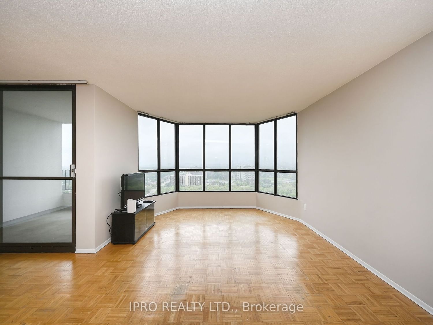 1333 Bloor St, unit 2405 for sale - image #6