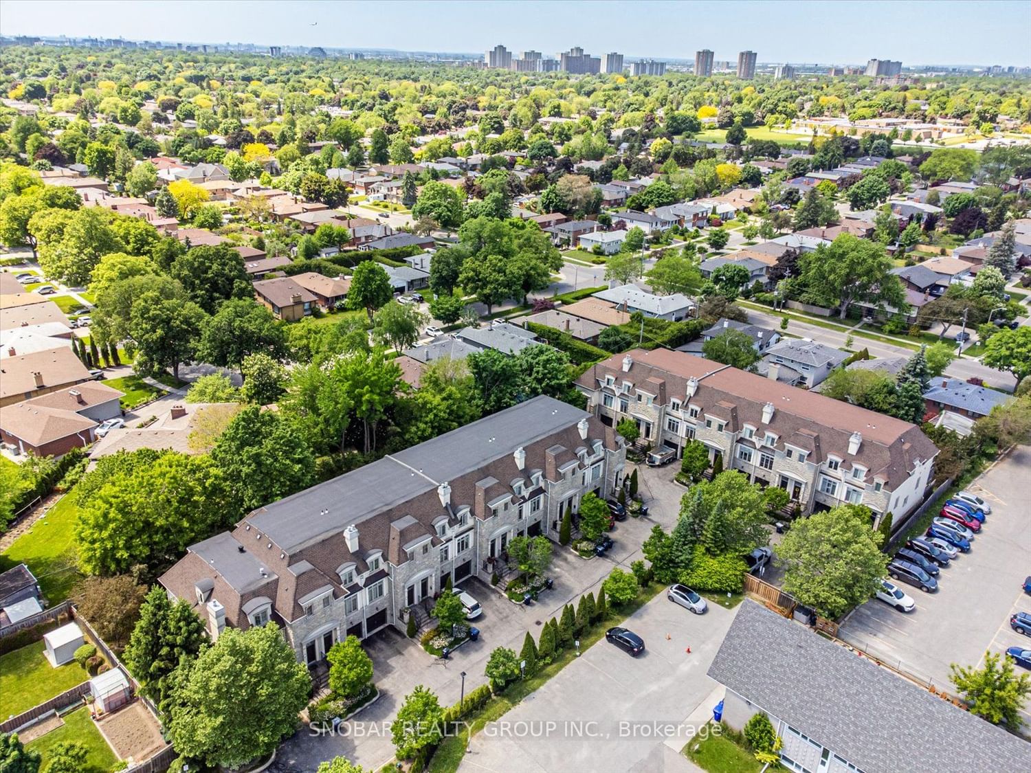 208 La Rose Avenue Townhomes, Etobicoke, Toronto