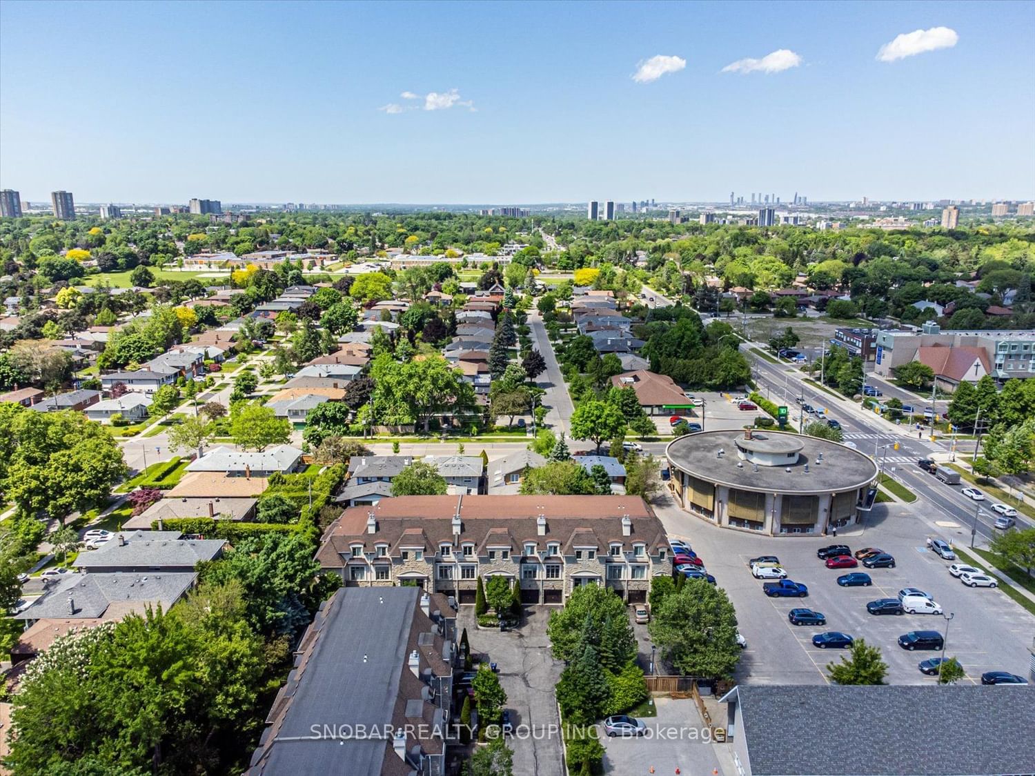 208 La Rose Avenue Townhomes, Etobicoke, Toronto