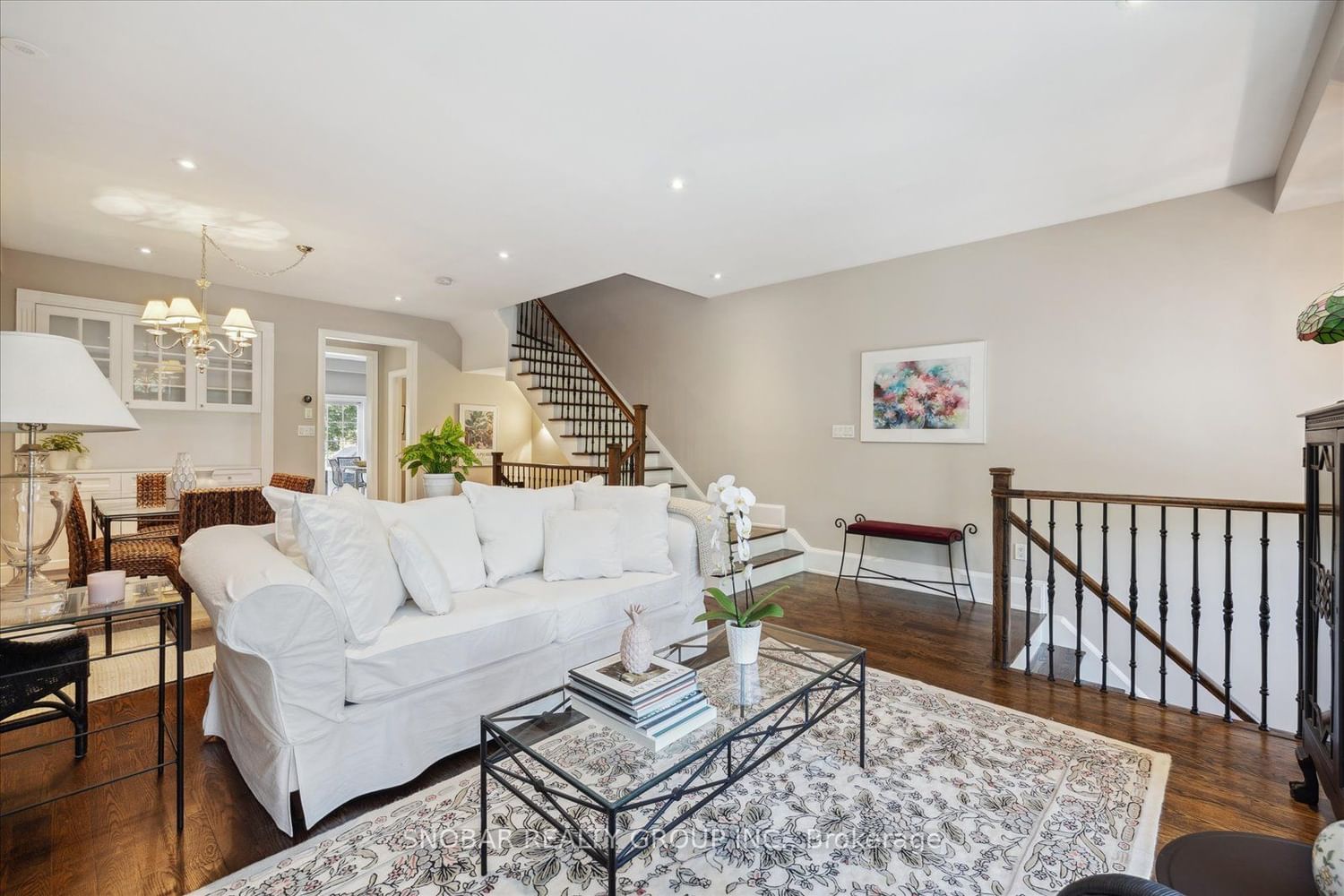 208 La Rose Ave, unit 15 for sale - image #6