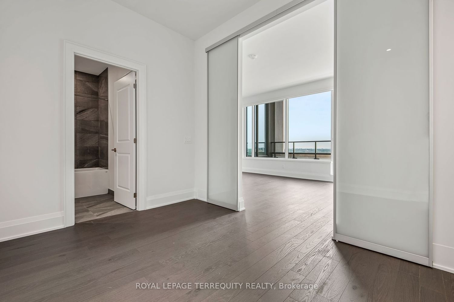 1926 Lake Shore Blvd W, unit PH01E for sale