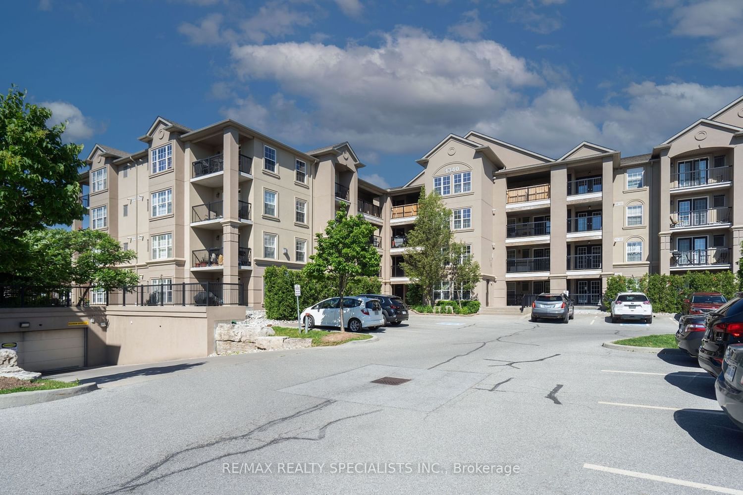 1340 Main St E, unit 201 for sale - image #1